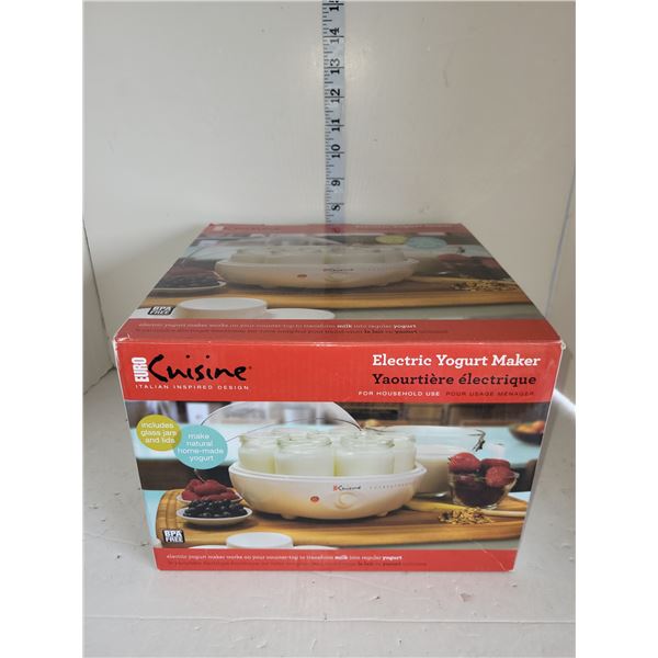 Euro Cuisine Italian Inspired Electric Yogurt Maker