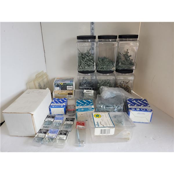 Large Hardware Lot