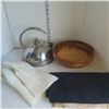 Image 5 : Large Lot of Vintage Decor and Housewares including Easter Tissue Holder!