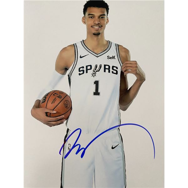 NBA San Antonio Spurs Victor Wembanyama signed photo