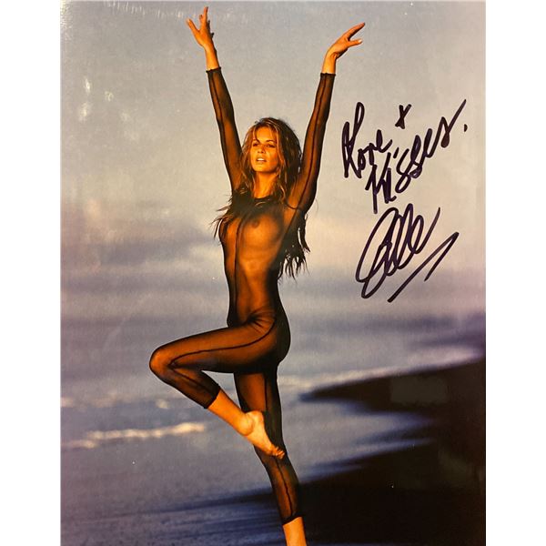 Supermodel Elle Macpherson signed photo