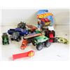 Image 1 : BOX OF HOT WHEELS AND CARS