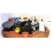 Image 1 : LARGE FULL BOX ASSORTED ESTATE ITEMS