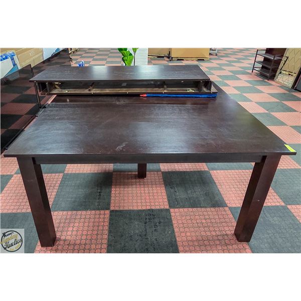 ESTATE DARK WOOD GRAIN KITCHEN TABLE WITH 2 LEAFS