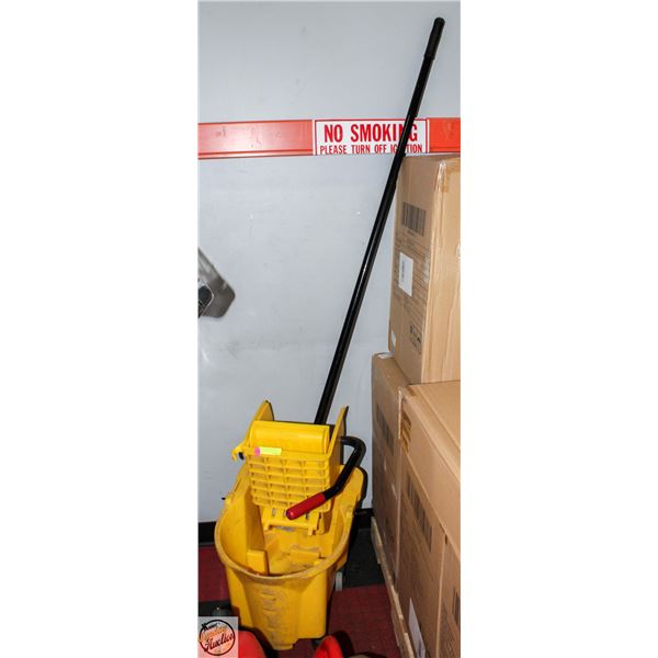 MOP, BUCKET AND WRINGER