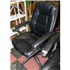 LEATHERETTE ROLLING OFFICE CHAIR