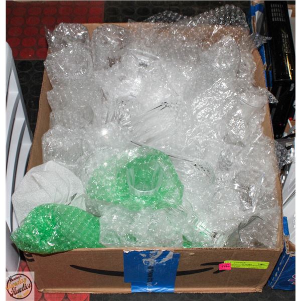 VINTAGE SET OF CUT CRYSTAL GLASSWARE