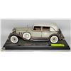 DIECAST 1930 PACKARD BREWSTER 1:18