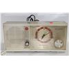 VINTAGE WESTINGHOUSE H9932L5 TUBE CLOCK RADIO