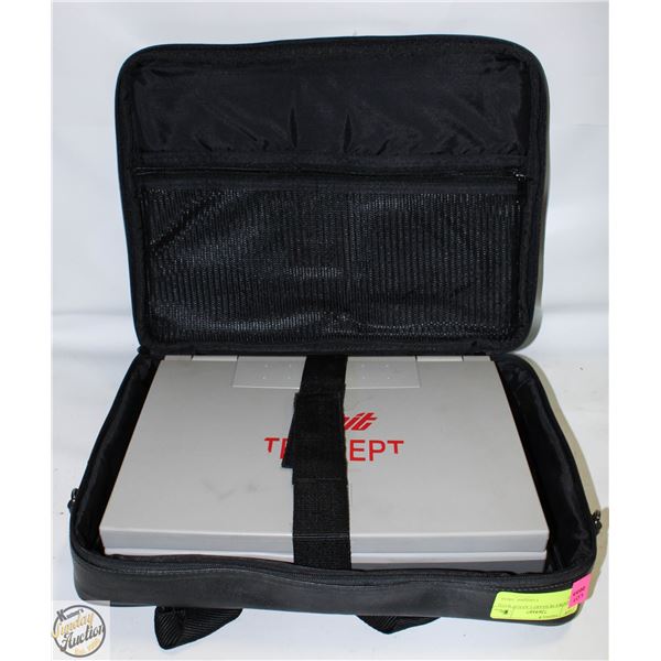 WINDOWS 98 SHARP LAPTOP WITH CASE