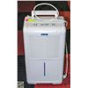 Image 1 : DEHUMIDIFIER