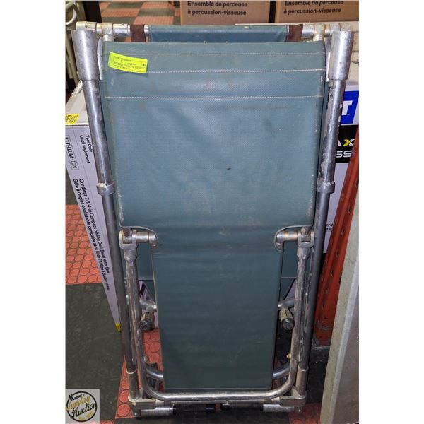 FOLDING EMERGENCY RESCUE STAIR STRETCHER