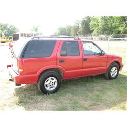 1997 CHEVROLET 4 DOOR 4X4 BLAZER S/N V2128210 V-6 VORTEX ENG