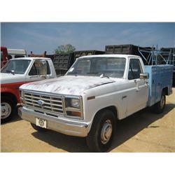 1984 FORD F250 SERVICE TRUCK