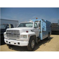 1991 FORD F800 S/A SERVICE TRUCK