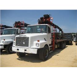 1997 VOLVO T/A BOOM TRUCK