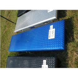 ALUMINUM CHECKER PLATE TOOL BOX