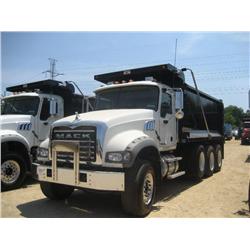 2007 MACK CTP713 TRI-AXLE DUMP