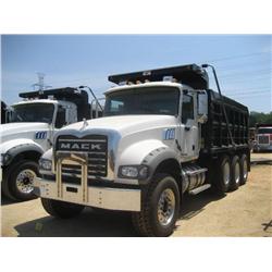 2007 MACK CTP 713 TRI-AXLE DUMP