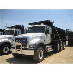 2007 MACK CTP 713 TRI-AXLE DUMP