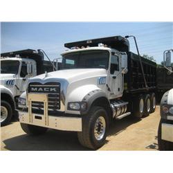 2007 MACK CTP 713 TRI-AXLE DUMP