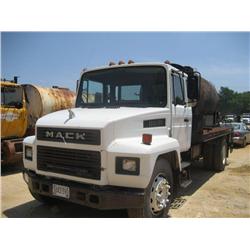 1989 MACK MIDLINER S/A DISTRIBUTOR TRUCK
