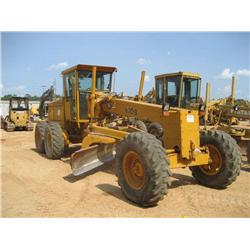 JOHN DEERE 670B MOTOR GRADER