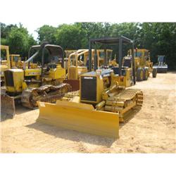 KOMATSU D21PS CRAWLER TRACTOR