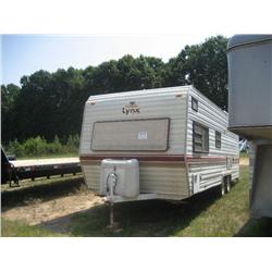 LYNX 20' CAMPER TRAILER