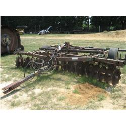 JOHN DEERE 16' DISC HARROW