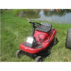 MURRAY 30" CUT RIDING MOWER
