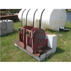 105 GALLON L SHAPE FUEL TANK W/HOSE REELS