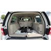 Image 8 : 2010 FORD EXPEDITION XLT 4 DOOR SUV WHITE VIN 1FMJU1G50AEA81033