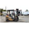 Image 2 : CAT C6000 SIT-DOWN COUNTER BALANCE FORKLIFT (RUNS & DRIVES, PROPANE TANK NOT INCLUDED)