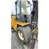 Image 7 : HYSTER  20,100LB CAPACITY FORKLIFT