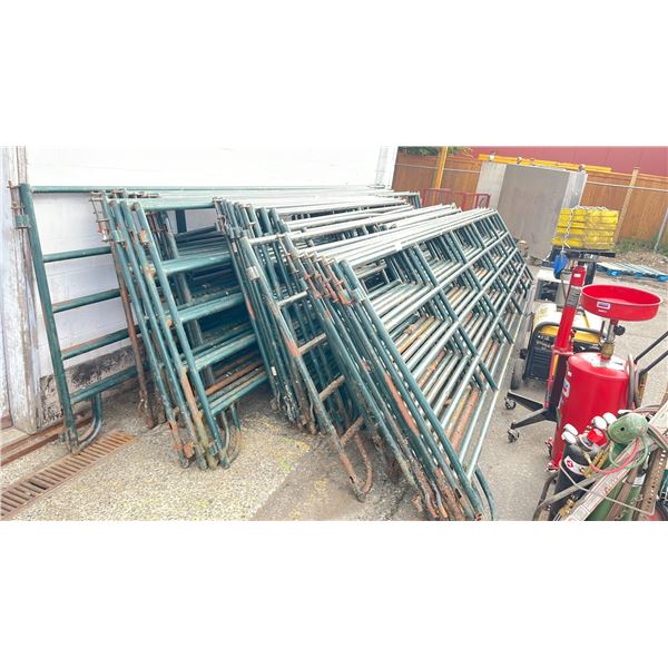 METAL FARM FENCING