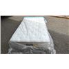 Image 2 : BEAUTYREST BY SIMMONS HOSPITALITY DOUBLE SIZE MATTRESS