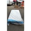 Image 1 : BEAUTYREST SINGLE SIZE MATTRESS