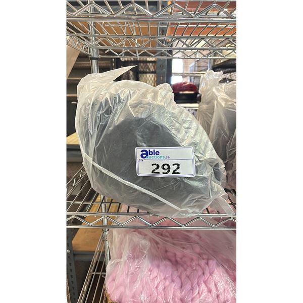 QUIETLY 15 LB BLACK WEIGHT BLANKET