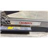 Image 2 : ROBERTS 9" HAND OPERATED FLOORING CUTTER