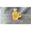 Image 2 : BRAZILLIAN GOLDEN FLAKES IN SMALL CONTAINER