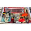 Image 2 : BIN OF ASSORTED FISHING ITEMS