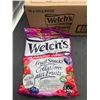 Image 2 : Welch’s Fruit Snacks Berries ‘n Cherries 12 x 140 g Bags
