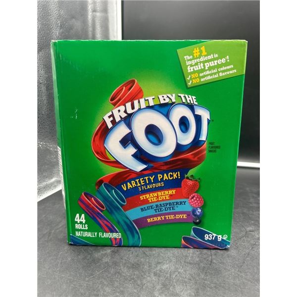 Fruit By The Foot Variety Pack 44 Rolls, 937 g