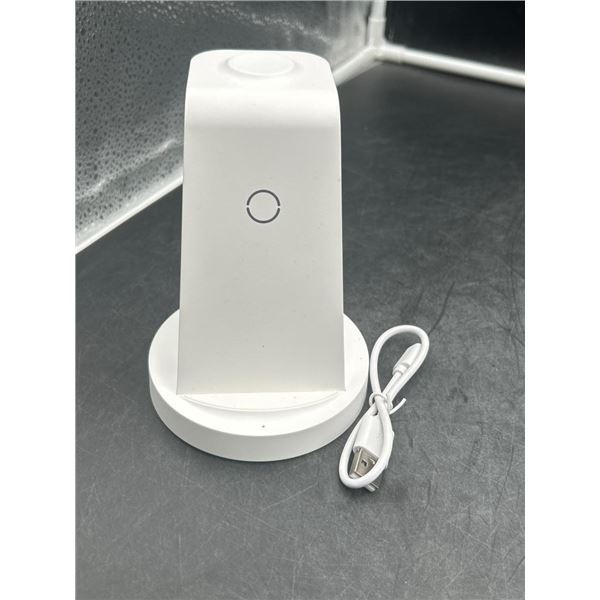 White 3 in 1 Wireless Magnetic Charger with USB Cable