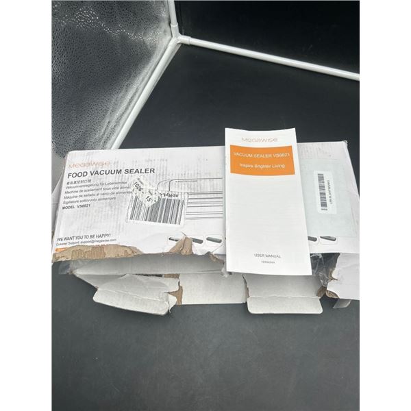 Megawise Food Vacuum Sealer Model VS6621 with User Manual