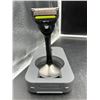 Image 3 : Gillette Razor System with Stand and Replacement Blades