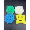 Image 1 : Scrub Daddy Set Of Four Scrubbing Sponges