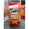 Image 1 : Goldfish Mega Bites Sharp Cheddar Baked Snack Crackers 6 x 167g