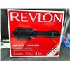 Image 2 : Revlon One-Step Volumizer Hair Dryer and Styler with Award Recognition